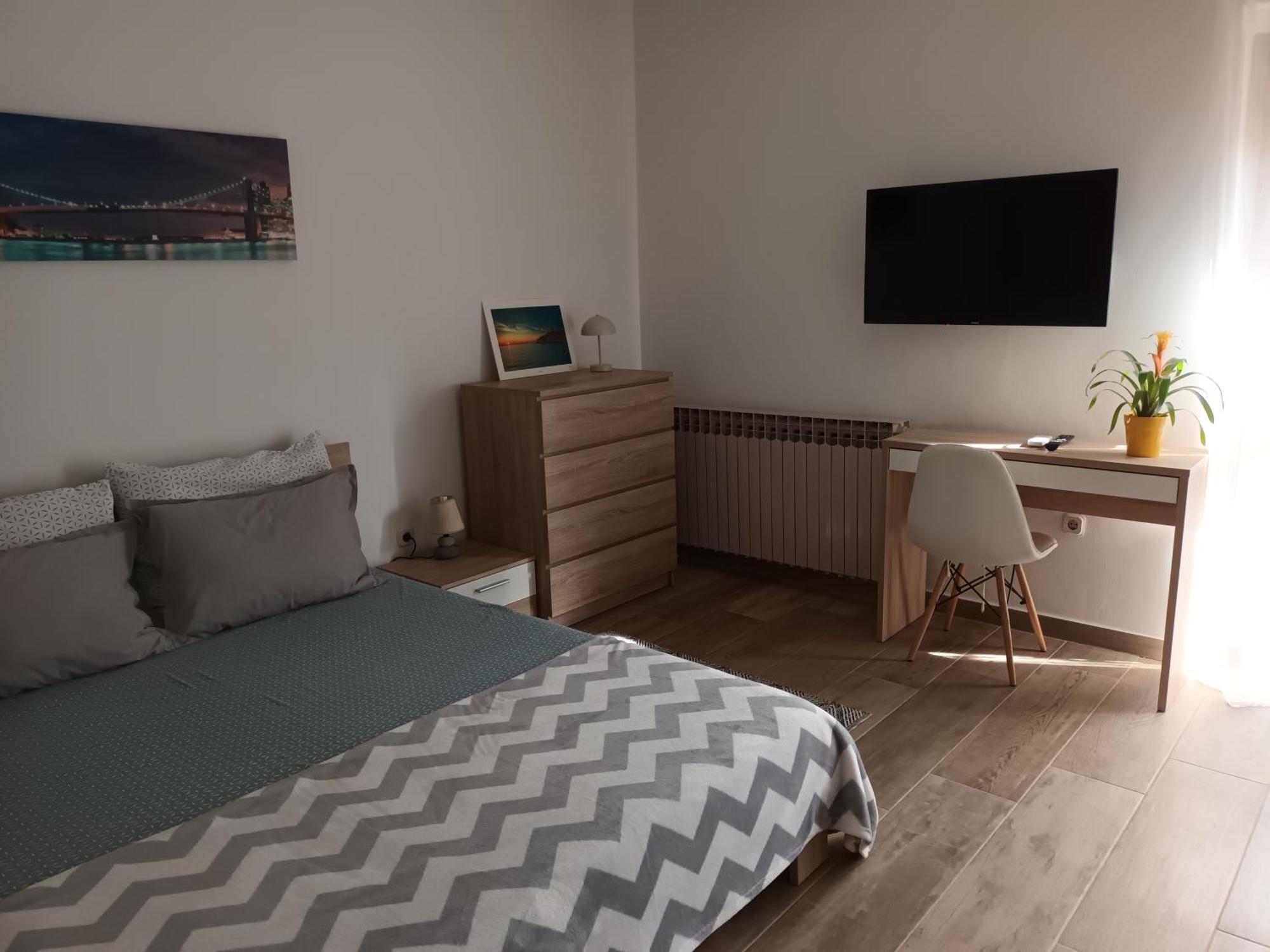Studio Apartman Dori Pola Esterno foto