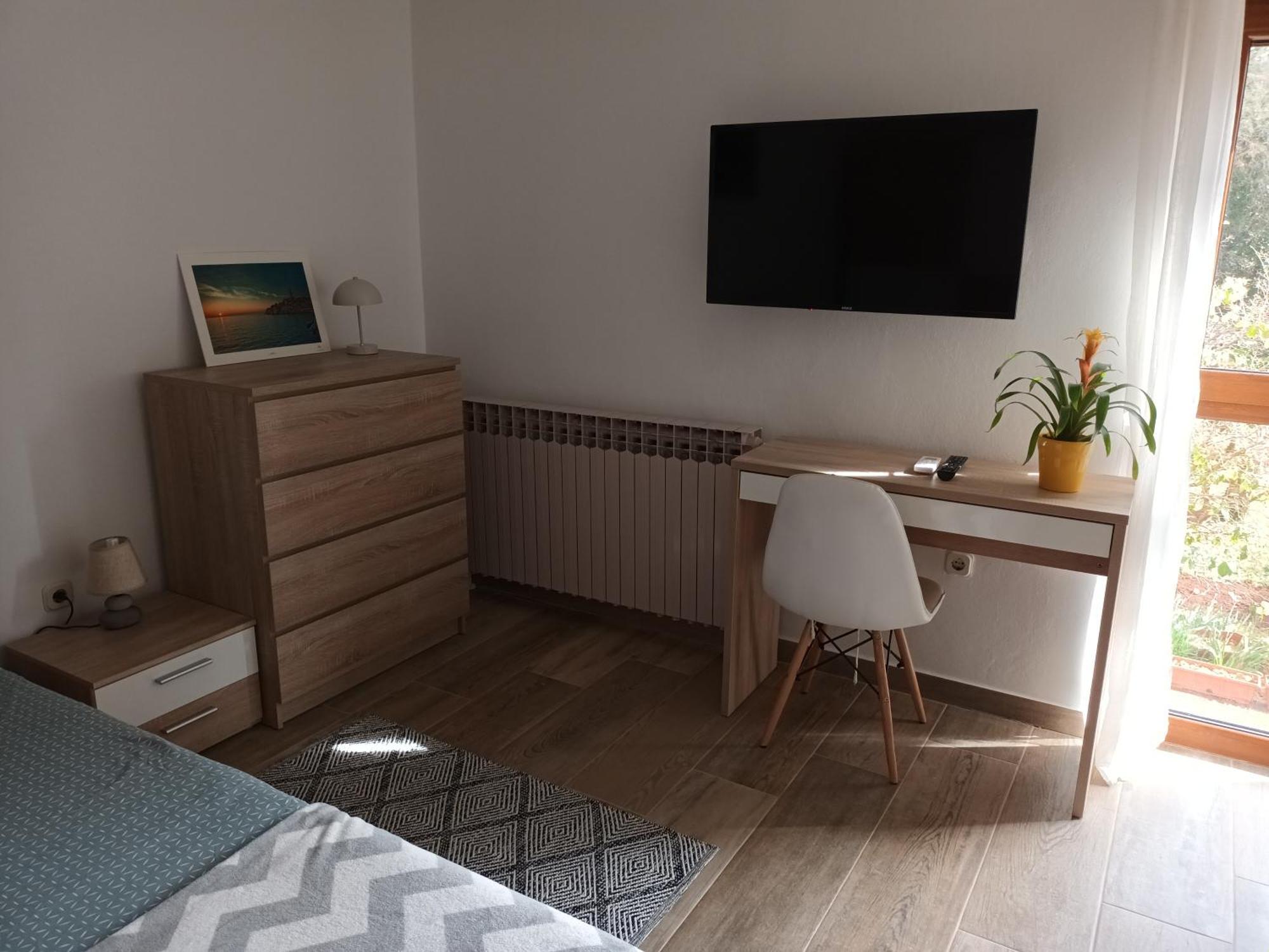 Studio Apartman Dori Pola Esterno foto